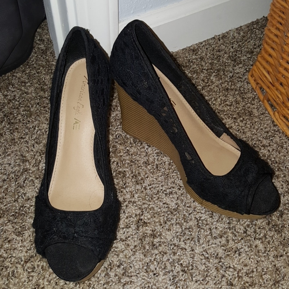 American eagle lace wedges